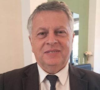 Ballottaggio a Cava de’ Tirreni, l’Udc sosterrà l’ex frate Luigi Petrone