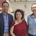 Statale 18 pericolosa: buche e rattoppi “alla meno peggio” mettono a rischio gli automobilisti. La denuncia di “Vietri che Vogliamo”