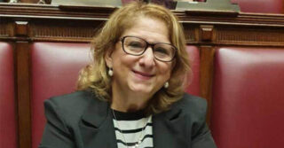 Villani (M5S Salerno): «Il meloniano Donzelli risponde con arroganza agli studenti e si sottrae al confronto