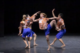 Salerno Danza Festival 2026 Ad Ascea due serate tra memoria, trasformazione e identitàIl 12 e 13 luglio il Giardino degli Ulivi ospita Balletto Teatro di Torino, Arti Dinamiche, Déjà Donné e Create Danz