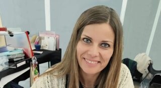 Matite, sabbia e fantasia: sabato il Ke’e Beach di Pontecagnano Faiano si colora con la magia della Disney grazie alla disegnatrice Michela Frare con un laboratorio gratuito
