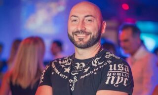 Ritmi caraibici a Baronissi: all’Agorà American Bar arriva il “Martedì Latino” con stage gratuito e dj set
