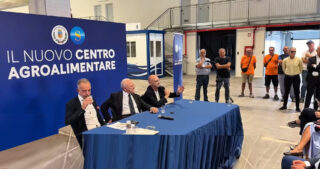 SALERNO: TAGLIO DEL NASTRO E INAUGURAZIONE DEL NUOVO CENTRO AGROALIMENTARE