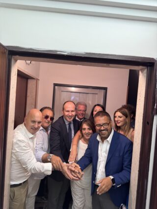 LEGA, ZINZI INAUGURA A SALERNO LA NUOVA SEDE PROVINCIALE: «PIÙ MILITARI SUI TERRITORI, RAFFORZARE STRADE SICURE»