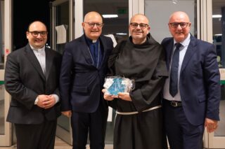 IDEE FESTIVAL DI FILOSOFIA GRANDE SUCCESSO A BATTIPAGLIA PER LA PRIMA GIORNATA CON PADRE BENANTI